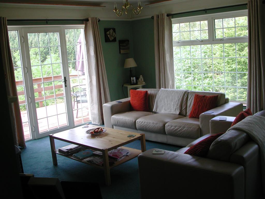 Laragh Mountain View Lodge Saggart ภายนอก รูปภาพ